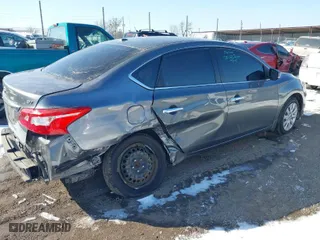 2017 Nissan Sentra SV with VIN 3N1AB7AP7HL650349, listed as a IAAI auction lot 41612189 with 42,583 mi miles. Bid and sale history available at carsss.com. Image 4.