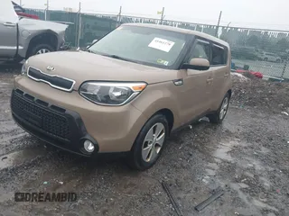 2015 Kia Soul with VIN KNDJN2A22F7191177, listed as a IAAI auction lot 41461278 with 102,023 mi miles. Bid and sale history available at carsss.com. Image 2.