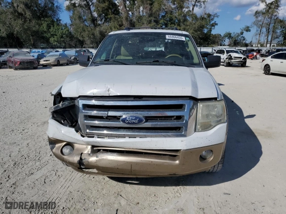 2013 Ford Expedition EL XLT with VIN 1FMJK1H51DEF20040, listed as a Copart auction lot 44466455 with 304,645 mi miles and Salvage Title. Bid and sale history available at carsss.com. Image 5.