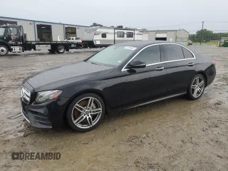 2018 Mercedes-Benz E 300 z VIN WDDZF4JB5JA329548, wystawiony jako Copart lot #55166625 z przebiegiem 142 943 mil mil oraz Szkoda całkowita • Salvage title. Historia ofert i sprzedaży dostępna na DreamBid. Obrazek 1.