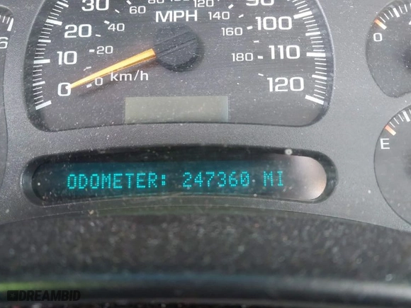 2003 Chevrolet Avalanche with VIN 3GNEK13T33G320268, listed as a IAAI auction lot 41718337 with 247,360 mi miles. Bid and sale history available at carsss.com. Image 7.