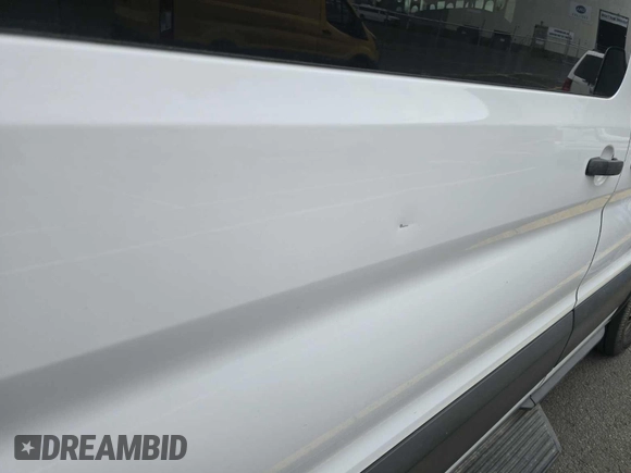 2020 Ford Transit Cargo with VIN 1FTBF4UG0LKB26146, listed as a IAAI auction lot 42679323 with 137,541 mi miles and . Bid and sale history available at DreamBid. Image 5.