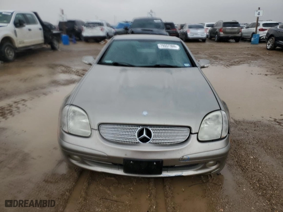 2004 Mercedes-Benz SLK-Class with VIN WDBKK49F34F306967, listed as a Copart auction lot 79557304 with 72,067 mi miles and Salvage Title. Bid and sale history available at carsss.com. Image 5.