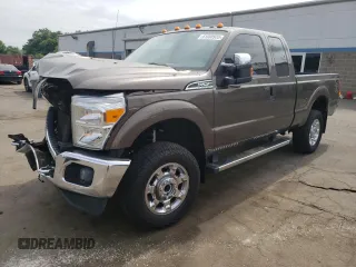 2016 Ford F-250 XLT z VIN 1FT7X2B67GEC09093, wystawiony jako Copart lot #61000935 z przebiegiem 193 934 mil mil oraz Szkoda całkowita • Salvage title. Historia ofert i sprzedaży dostępna na DreamBid. Obrazek 1.