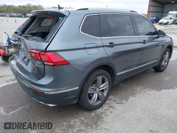 2019 Volkswagen Tiguan SEL Premium with VIN 3VV4B7AX9KM095580, listed as a IAAI auction lot 41915639 with 67,440 mi miles and . Bid and sale history available at DreamBid. Image 4.