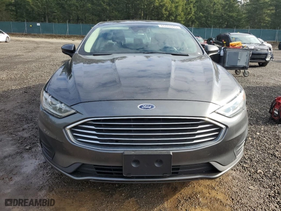 2019 Ford Fusion SE with VIN 3FA6P0HD0KR179453, listed as a Copart auction lot 44782045 with 215,841 mi miles and Clean Title. Bid and sale history available at carsss.com. Image 5.