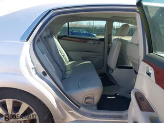 2011 Toyota Avalon with VIN 4T1BK3DB8BU428521, listed as a IAAI auction lot 41688565 with 200,170 mi miles. Bid and sale history available at carsss.com. Image 8.