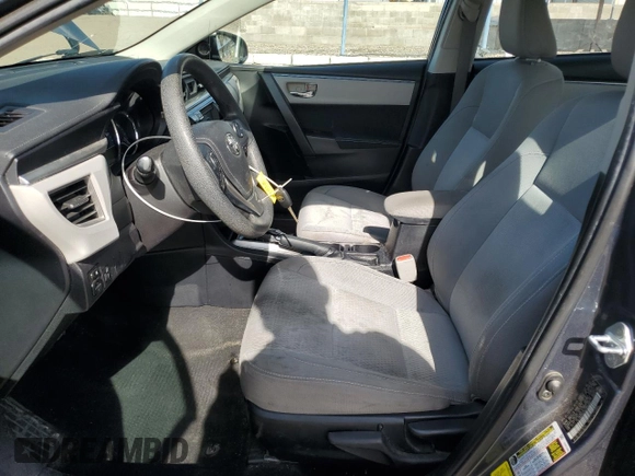 2016 Toyota Corolla L z VIN 2T1BURHEXGC570962, wystawiony jako Copart lot #56691285 z przebiegiem 103 872 mil mil oraz Szkoda całkowita • Salvage title. Historia ofert i sprzedaży dostępna na DreamBid. Obrazek 7.