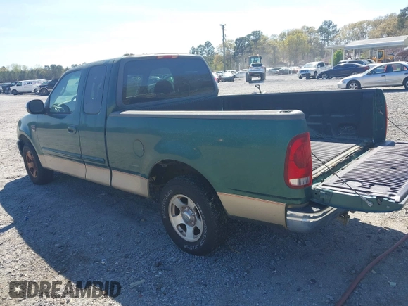 2000 Ford F-150 XL with VIN 1FTRX17L0YNA81220, listed as a IAAI auction lot 41912237 with 107,586 mi miles. Bid and sale history available at carsss.com. Image 3.
