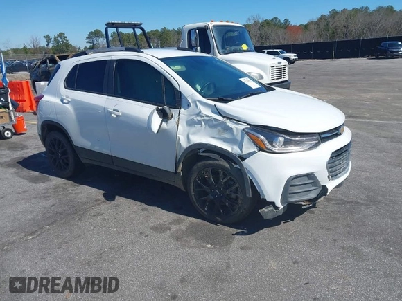 2022 Chevrolet Trax LT with VIN KL7CJLSM9NB561981, listed as a IAAI auction lot 41749672 with 18,993 mi miles. Bid and sale history available at carsss.com. Image 1.