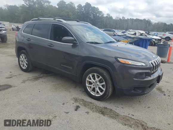 2017 Jeep Cherokee Latitude z VIN 1C4PJLCB6HW643259, wystawiony jako Copart lot #51160335 z przebiegiem 123 667 mil mil oraz Szkoda całkowita • Salvage title. Historia ofert i sprzedaży dostępna na DreamBid. Obrazek 4.