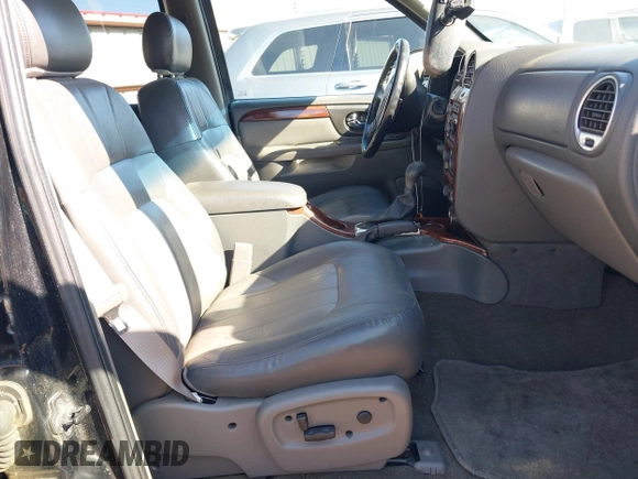 2002 GMC Envoy SLT z VIN 1GKDT13S322146884, wystawiony jako IAAI lot #42244937 z przebiegiem 203 633 mil mil oraz . Historia ofert i sprzedaży dostępna na DreamBid. Obrazek 5.