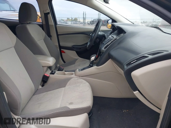 2013 Ford Focus SE with VIN 1FADP3K2XDL247582, listed as a IAAI auction lot 42083081 with 195,688 mi miles. Bid and sale history available at carsss.com. Image 5.