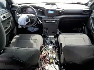 2023 Ford Police Interceptor Utility z VIN 1FM5K8AW3PNA08085, wystawiony jako Copart lot #50186945 z przebiegiem 1 464 mil mil oraz Nie do naprawy • Non repairable. Historia ofert i sprzedaży dostępna na DreamBid. Obrazek 8.