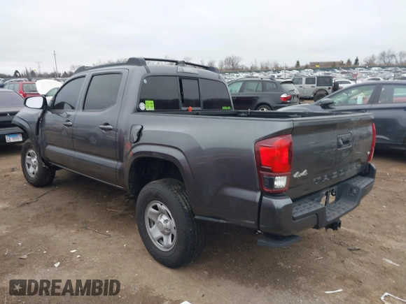2021 Toyota Tacoma SR z VIN 5TFCZ5AN3MX269374, wystawiony jako IAAI lot #41068356 z przebiegiem 54 358 mil mil oraz . Historia ofert i sprzedaży dostępna na DreamBid. Obrazek 3.