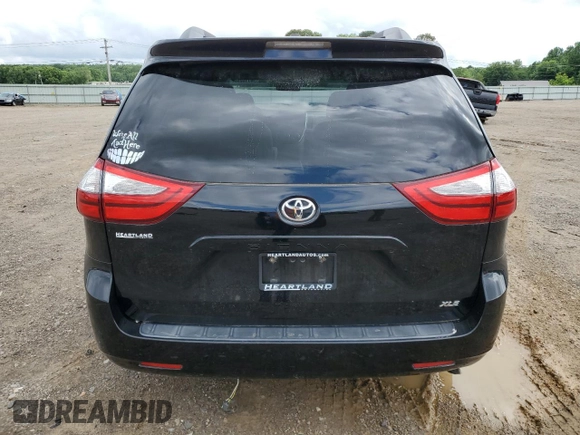 2016 Toyota Sienna XLE с VIN 5TDYK3DC7GS718980, выставлен на аукционе Copart как лот 56110295 с пробегом 125 740 миль миль и Чистый • Clean title. История ставок и продаж доступна на DreamBid. Изображение 6.