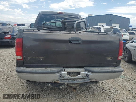 2005 Ford F-250 XL with VIN 1FTSX21555EA70470, listed as a Copart auction lot 65583455 with 243,381 mi miles and Salvage title. Bid and sale history available at DreamBid. Image 6.