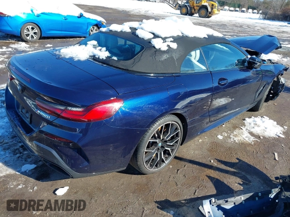 2023 BMW 8 Series z VIN WBAFY4C01PCK86940, wystawiony jako IAAI lot #41510311 z przebiegiem 15 696 mil mil oraz . Historia ofert i sprzedaży dostępna na DreamBid. Obrazek 4.