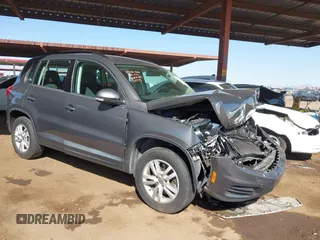 2015 Volkswagen Tiguan SEL with VIN WVGAV7AX6FW506573, listed as a IAAI auction lot 41520872 with 109,602 mi miles and . Bid and sale history available at DreamBid. Image 1.