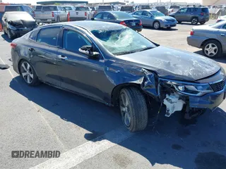 2019 Kia Optima LX z VIN 5XXGT4L34KG308034, wystawiony jako IAAI lot #41885775 z przebiegiem Nie podano mil oraz . Historia ofert i sprzedaży dostępna na DreamBid. Obrazek 1.