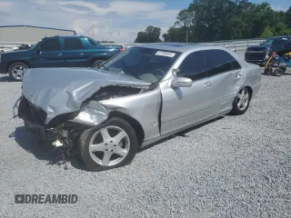 2005 Mercedes-Benz S-Class 4.3L with VIN WDBNG70J25A454186, listed as a Copart auction lot 57395484 with 0 mi miles and Salvage Title. Bid and sale history available at carsss.com. Image 1.