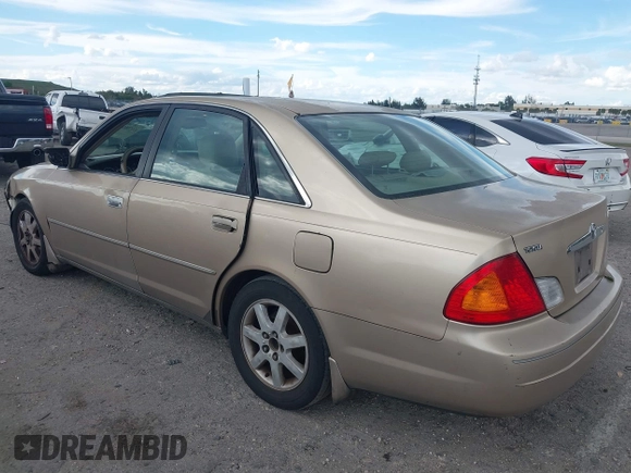 2001 Toyota Avalon XL with VIN 4T1BF28B41U163863, listed as a IAAI auction lot 41679620 with 312,264 mi miles and . Bid and sale history available at DreamBid. Image 3.