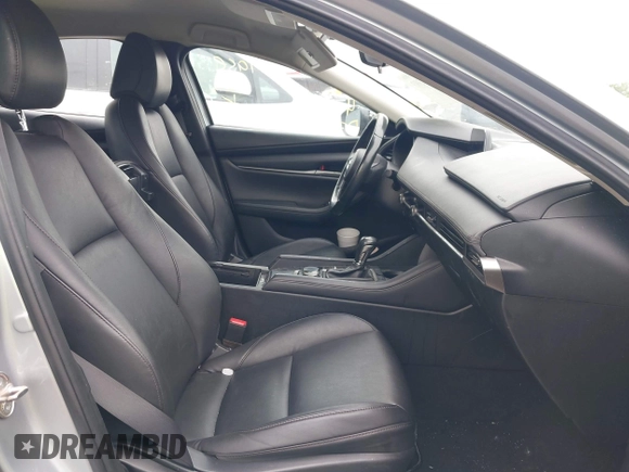 2020 Mazda 3 Select with VIN 3MZBPACL0LM131878, listed as a IAAI auction lot 42274393 with 105,656 mi miles and . Bid and sale history available at DreamBid. Image 5.
