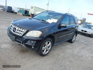 2010 Mercedes-Benz M-Class ML 350 with VIN 4JGBB8GB3AA538269, listed as a IAAI auction lot 41854211 with 1 mi miles. Bid and sale history available at carsss.com. Image 2.