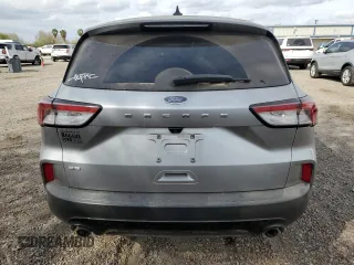 2021 Ford Escape SE z VIN 1FMCU0G60MUB26476, wystawiony jako Copart lot #45902945 z przebiegiem 45 638 mil mil oraz Czysty tytuł • Clean title. Historia ofert i sprzedaży dostępna na DreamBid. Obrazek 6.