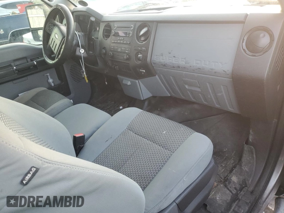 2013 Ford F-250 XL with VIN 1FT7X2B67DEB89309, listed as a Copart auction lot 44760905 with 269,587 mi miles and Salvage Title. Bid and sale history available at DreamBid. Image 8.
