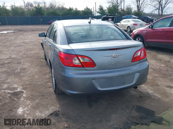 2008 Chrysler Sebring LX z VIN 1C3LC46K38N156346, wystawiony jako IAAI lot #40965609 z przebiegiem Nie podano mil oraz . Historia ofert i sprzedaży dostępna na DreamBid. Obrazek 3.