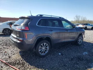 2019 Jeep Cherokee Latitude Plus with VIN 1C4PJLLB4KD316779, listed as a Copart auction lot 49505815 with 102,269 mi miles and Salvage Title. Bid and sale history available at carsss.com. Image 3.