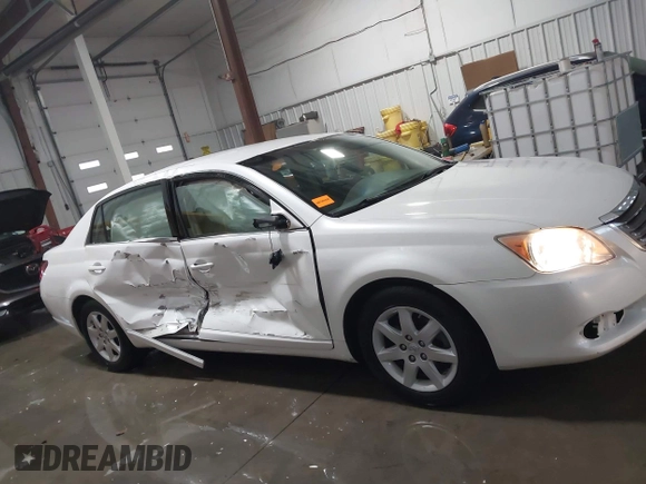 2008 Toyota Avalon XL with VIN 4T1BK36B48U304168, listed as a IAAI auction lot 41389688 with 289,438 mi miles and . Bid and sale history available at DreamBid. Image 6.