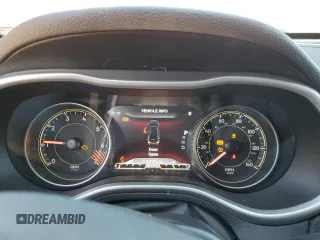 2014 Jeep Cherokee Limited with VIN 1C4PJMDB0EW160026, listed as a Copart auction lot 41742955 with 131,063 mi miles and Clean Title. Bid and sale history available at DreamBid. Image 9.