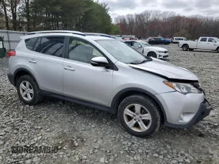 2013 Toyota RAV4 XLE with VIN JTMRFREV0D5024337, listed as a Copart auction lot 51700935 with 123,173 mi miles and Salvage Title. Bid and sale history available at DreamBid. Image 4.