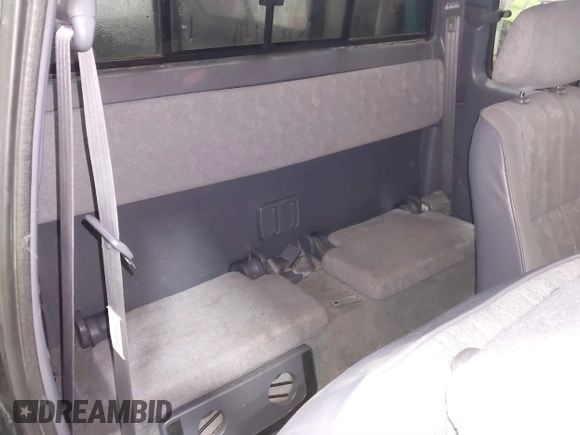 2000 Toyota Tacoma with VIN 5TEWN72N8YZ708960, listed as a IAAI auction lot 41820405 with 175,453 mi miles and . Bid and sale history available at DreamBid. Image 8.