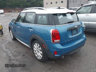 2019 MINI Countryman Cooper S with VIN WMZYT5C52K3G93902, listed as a IAAI auction lot 42650523 with 99,538 mi miles and . Bid and sale history available at DreamBid. Image 14.