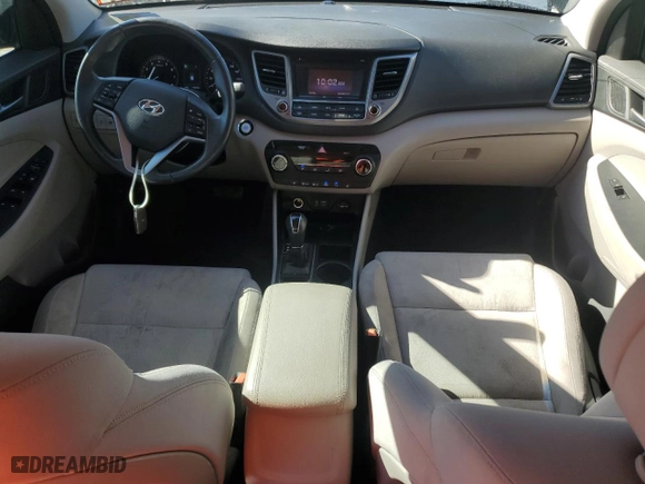 2016 Hyundai Tucson Sport with VIN KM8J33A22GU060115, listed as a Copart auction lot 49824545 with 110,224 mi miles and Clean Title. Bid and sale history available at carsss.com. Image 8.