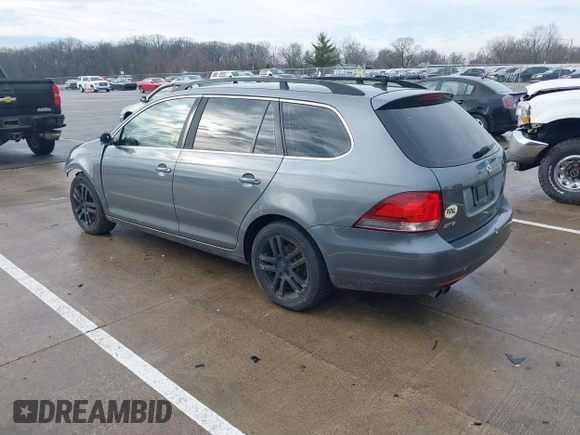 2014 Volkswagen Jetta TDI w/Sunroof & Nav with VIN 3VWPL7AJXEM604971, listed as a IAAI auction lot 41486931 with 178,563 mi miles and . Bid and sale history available at DreamBid. Image 3.