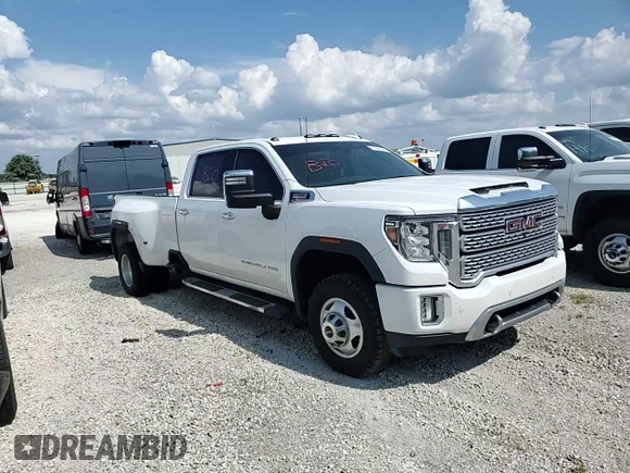 2020 GMC Sierra 3500HD Denali z VIN 1GT49WEY0LF236528, wystawiony jako Copart lot #67557524 z przebiegiem 63 622 mil mil oraz Szkoda całkowita • Salvage title. Historia ofert i sprzedaży dostępna na DreamBid. Obrazek 10.
