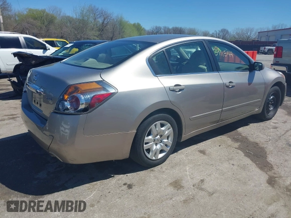 2012 Nissan Altima 2.5 S with VIN 1N4AL2AP1CC230917, listed as a IAAI auction lot 39115344 with 194,758 mi miles. Bid and sale history available at carsss.com. Image 4.