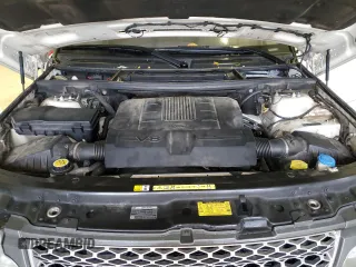 2010 Land Rover Range Rover HSE Lux with VIN SALMF1D41AA324694, listed as a Copart auction lot 71412224 with 180,984 mi miles and Clean title. Bid and sale history available at DreamBid. Image 12.