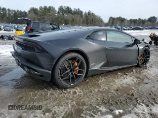 2015 Lamborghini Huracan z VIN ZHWUC1ZF7FLA00780, wystawiony jako Copart lot #88019135 z przebiegiem Nie podano mil oraz Szkoda całkowita • Salvage title. Historia ofert i sprzedaży dostępna na DreamBid. Obrazek 3.