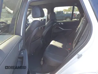 2024 BMW X5 xDrive40i z VIN 5UX23EU02R9T61437, wystawiony jako IAAI lot #41921905 z przebiegiem 19 178 mil mil oraz . Historia ofert i sprzedaży dostępna na DreamBid. Obrazek 8.