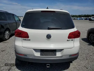 2012 Volkswagen Tiguan SEL with VIN WVGAV7AX1CW565512, listed as a Copart auction lot 54392885 with 152,608 mi miles and Clean Title. Bid and sale history available at DreamBid. Image 6.