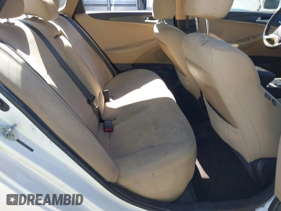2013 Hyundai Sonata GLS z VIN 5NPEB4AC4DH710494, wystawiony jako IAAI lot #42310432 z przebiegiem 179 062 mil mil oraz . Historia ofert i sprzedaży dostępna na DreamBid. Obrazek 8.