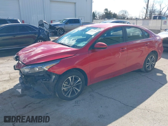 2023 Kia Forte LXS z VIN 3KPF24AD0PE682280, wystawiony jako IAAI lot #41855703 z przebiegiem 21 451 mil mil oraz . Historia ofert i sprzedaży dostępna na DreamBid. Obrazek 17.