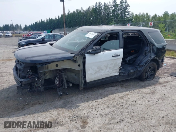 2017 Ford Police Interceptor Utility с VIN 1FM5K8AR7HGD58139, выставлен на аукционе IAAI как лот 42517057 с пробегом 91 537 миль миль и . История ставок и продаж доступна на DreamBid. Изображение 23.