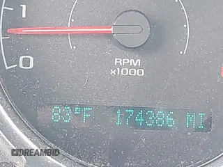 2008 Chevrolet Cobalt LT z VIN 1G1AL58F287132853, wystawiony jako IAAI lot #42162107 z przebiegiem 174 386 mil mil oraz . Historia ofert i sprzedaży dostępna na DreamBid. Obrazek 15.