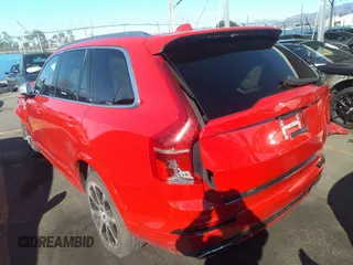 2019 Volvo XC90 R-Design with VIN YV4A22PM0K1441575, listed as a IAAI auction lot 35910233 with 25,007 mi miles. Bid and sale history available at carsss.com. Image 3.